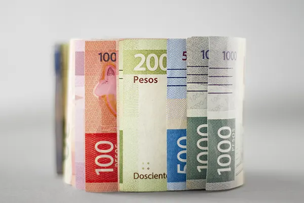 pesos chilenos